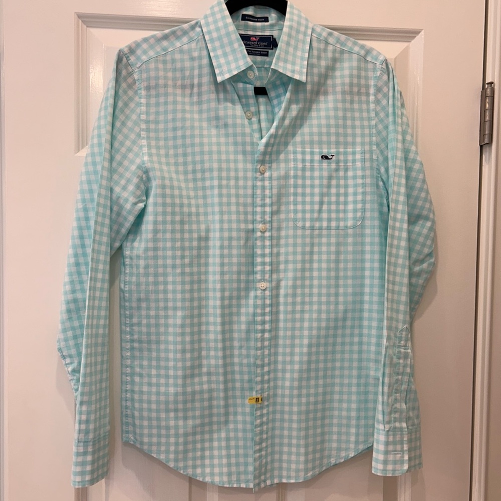 Vineyard Vines XS men’s shirt.  Aqua gingham.